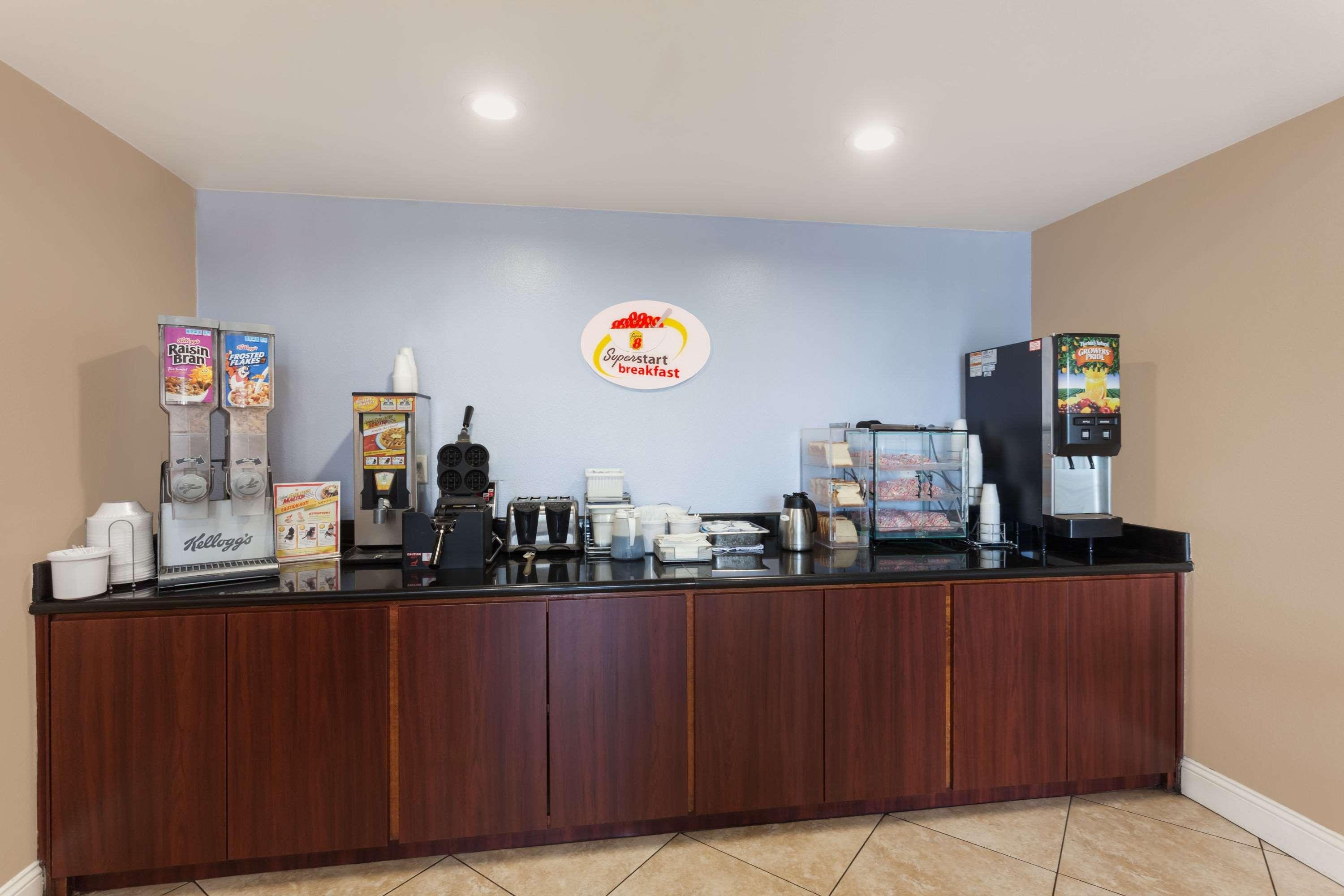 Super 8 By Wyndham El Cajon San Diego Hotel Ngoại thất bức ảnh