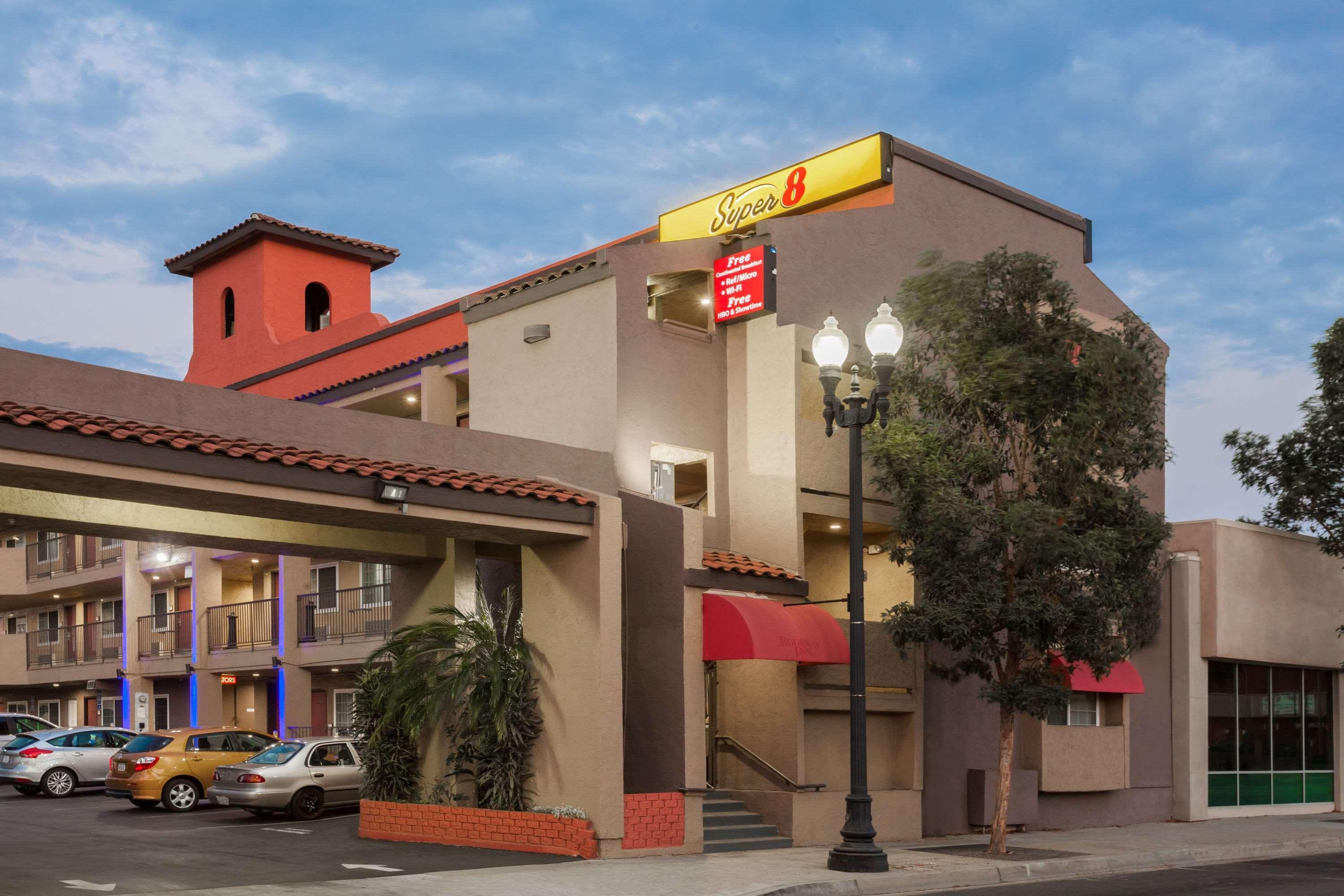 Super 8 By Wyndham El Cajon San Diego Hotel Ngoại thất bức ảnh